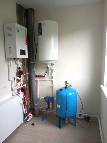 Купить дом в Москве. Вариант № 12026, 4, площадь - квм, цена 11800000 рублей