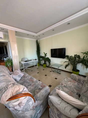 Купить многокомнатную квартиру в районе Филёвский Парк в Москве. Вариант № 2061843, 8, площадь -  квм, цена 41100000 рублей