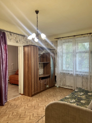 Купить двухкомнатную квартиру на улице Загорская в Волгограде. Вариант № 5457514, 3, площадь -  квм, цена 2700000 рублей