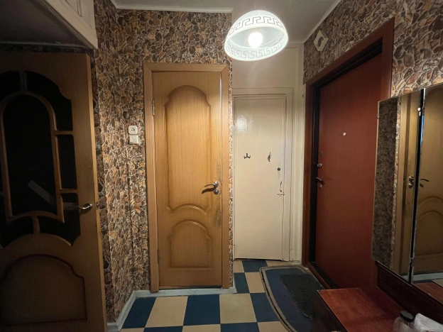 Купить однокомнатную квартиру в районе Калининский в Новосибирске. Вариант № 57150, 6, площадь -  квм, цена 3800000 рублей