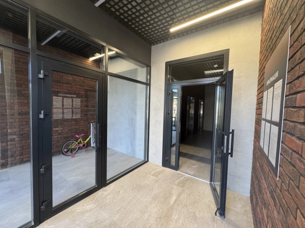 Купить квартиру в новостройках в ЖК L- град в Воронеже. Вариант № 22726, 3, площадь -  квм, цена 5750000 рублей