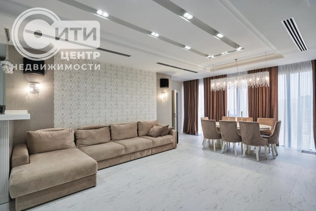 Купить трехкомнатную квартиру на вторичке в районе Ленинский в Воронеже. Вариант № 32374, 0, площадь - квм, цена 35899000 рублей