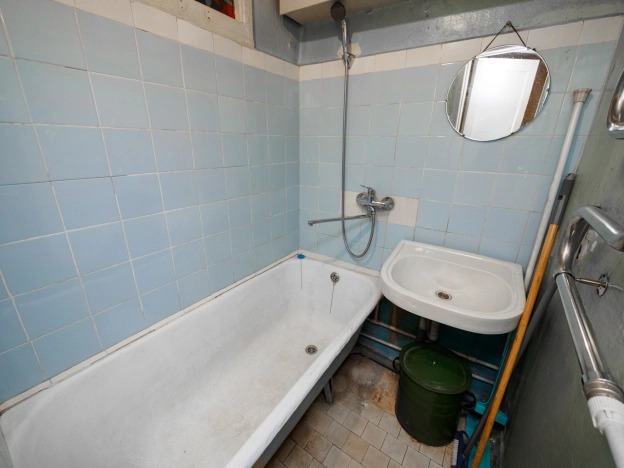 Купить квартиру в Омске. Вариант № 9276868, 10, площадь -  квм, цена 5300000 рублей