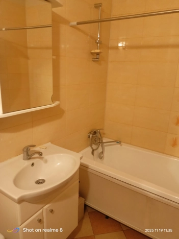 Купить однокомнатную квартиру в Калининграде. Вариант № 9548224, 18, площадь -  квм, цена 7500000 рублей