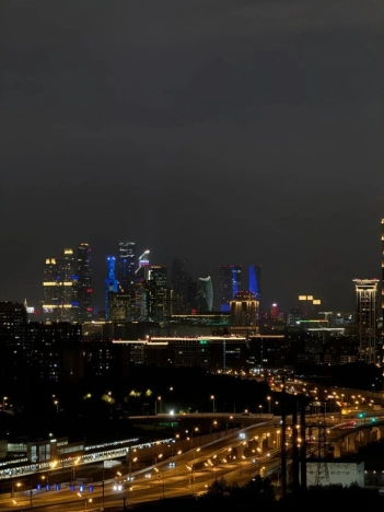 Купить квартиру у метро Аминьевская в Москве. Вариант № 52707, 2, площадь - квм, цена 34650000.0000 рублей