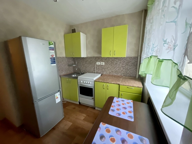 Купить однокомнатную квартиру на вторичке в районе Ленинский в Владимире. Вариант № 9008384, 0, площадь -  квм, цена 3600000 рублей