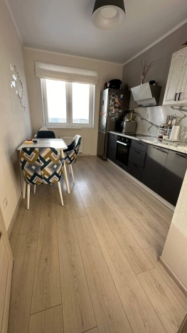 Снять квартиру в Тобольске. Вариант № 8365896, 2, площадь -  квм, цена 60000 рублей