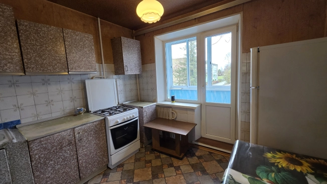 Купить квартиру на вторичке на улице Горького в Луховицах. Вариант № 9281816, 7, площадь -  квм, цена 3500000 рублей