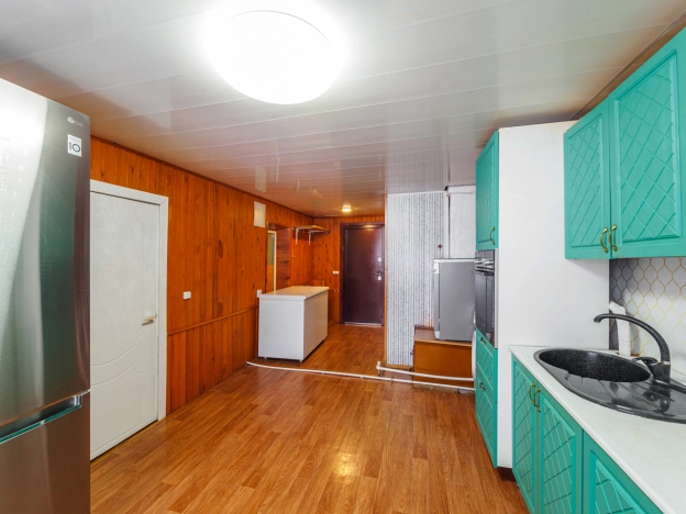 Купить дом в Омске. Вариант № 21583, 10, площадь -  квм, цена 4390000 рублей