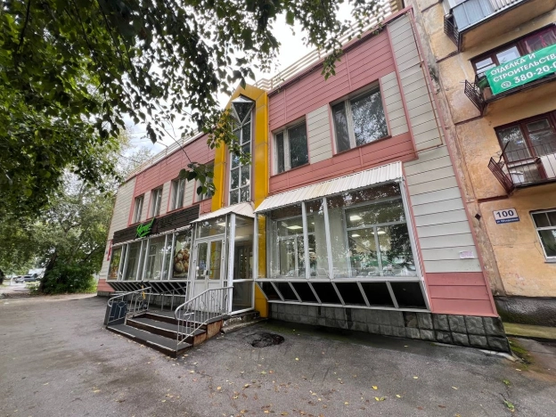 Снять коммерческую недвижимость свободного назначения на улице Коммунистическая в Новосибирске. Вариант № 3364, 0, площадь -  квм, цена 90000 рублей