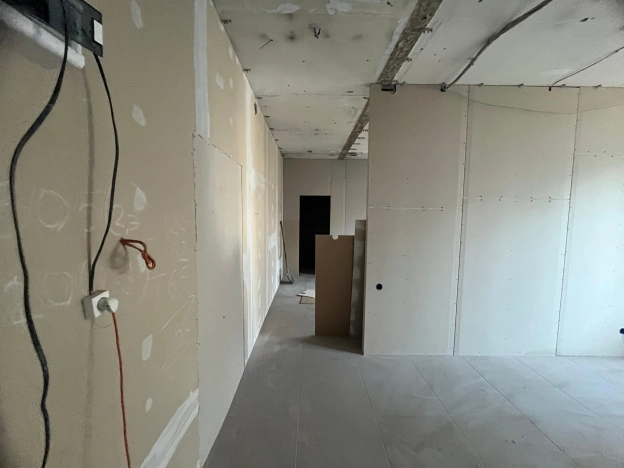 Купить трехкомнатную квартиру в Иркутской области. Вариант № 7193599, 4, площадь -  квм, цена 3999999 рублей