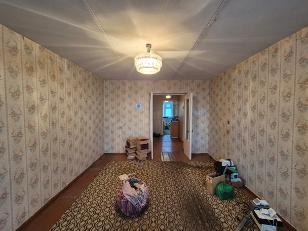 Купить трехкомнатную квартиру в Сыктывкаре. Вариант № 37144, 1, площадь -  квм, цена 5500000 рублей