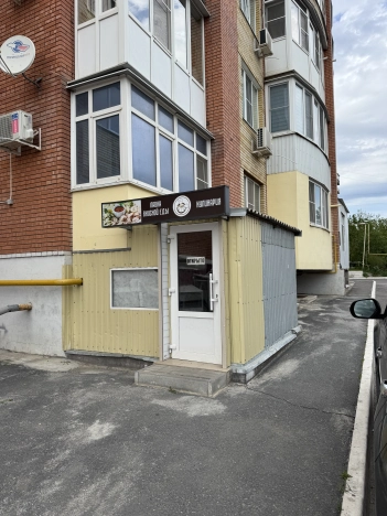 Купить коммерческую недвижимость свободного назначения в Таганроге. Вариант № 46190, 17, площадь -  квм, цена 2500000 рублей