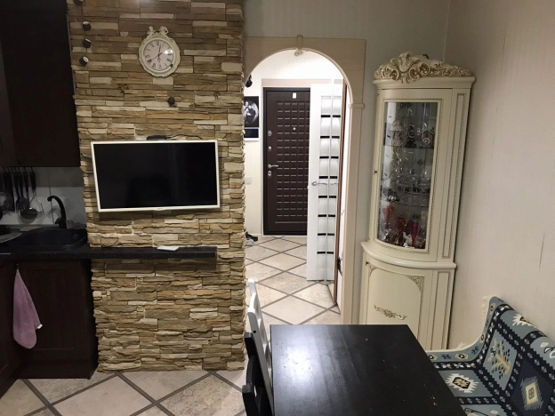 Купить квартиру в Москве. Вариант № 8170629, 6, площадь -  квм, цена 15000000 рублей