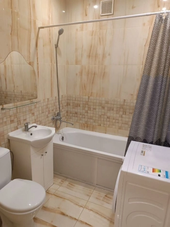 Купить однокомнатную квартиру в районе Московский в Калининграде. Вариант № 5831891, 7, площадь -  квм, цена 4700000 рублей