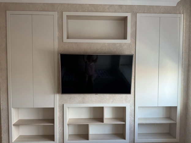 Купить двухкомнатную квартиру в Ростовской области. Вариант № 6154108, 4, площадь -  квм, цена 13700000 рублей