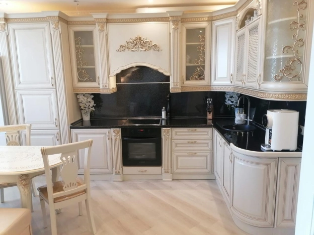 Купить трехкомнатную квартиру в ЮЗАО в Москве. Вариант № 6970967, 0, площадь -  квм, цена 37450000 рублей