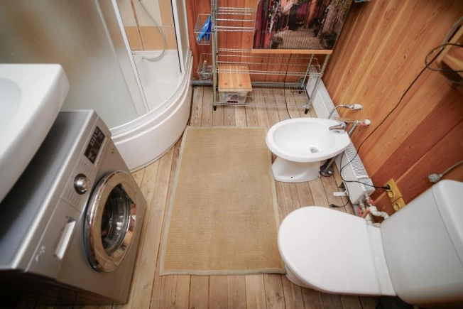 Купить коммерческую недвижимость в Омске. Вариант № 46073, 12, площадь -  квм, цена 26000000 рублей