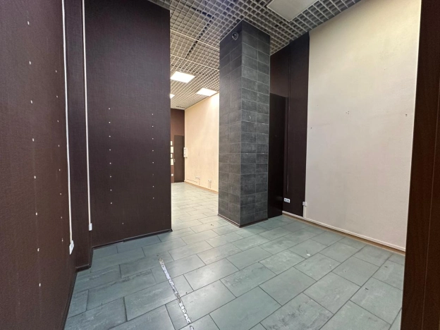 Снять коммерческую недвижимость в Ростове-на-Дону. Вариант № 7781177, 4, площадь -  квм, цена 81250 рублей