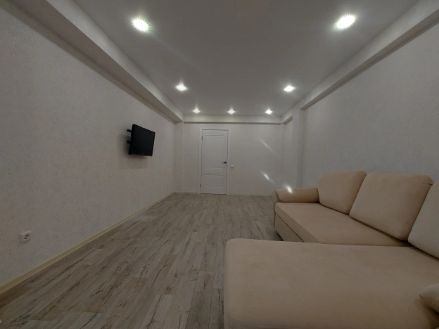 Снять однокомнатную квартиру в Микрорайоне 29-й в Липецке. Вариант № 10441791, 3, площадь -  квм, цена 24000 рублей