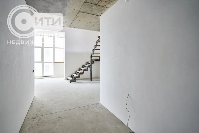 Купить трехкомнатную квартиру в районе Ленинский в Воронеже. Вариант № 41121, 7, площадь -  квм, цена 10890000 рублей