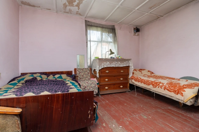 Купить дом в Омске. Вариант № 10582, 6, площадь -  квм, цена 360000 рублей