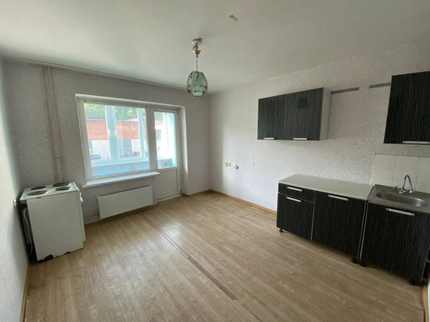 Купить трехкомнатную квартиру в районе Советский в Новосибирске. Вариант № 51811, 8, площадь -  квм, цена 6350000 рублей