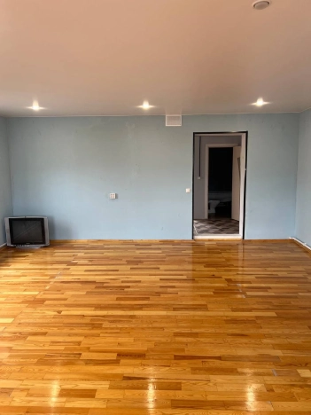 Купить дом на улице Административная в Иркутской области. Вариант № 7937705, 2, площадь -  квм, цена 3900000 рублей