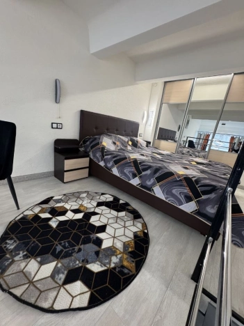 Купить квартиру в Москве. Вариант № 9679996, 10, площадь -  квм, цена 10900000 рублей