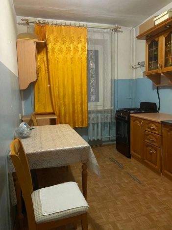 Купить однокомнатную квартиру в Ростовской области. Вариант № 9615861, 1, площадь -  квм, цена 4700000 рублей