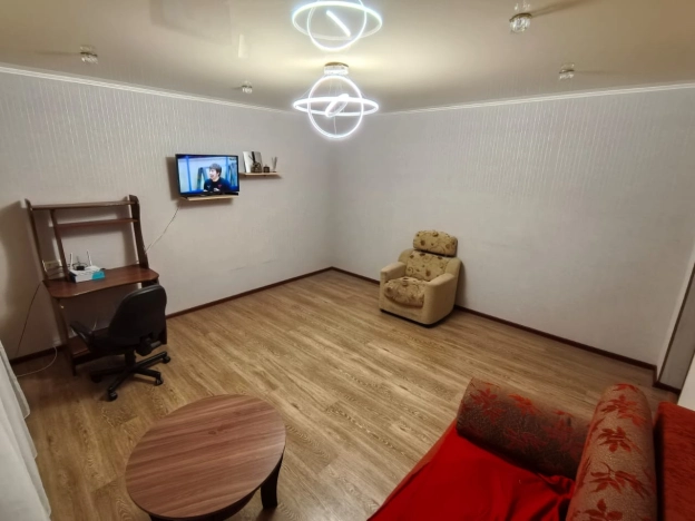 Купить квартиру в Тобольске. Вариант № 9515383, 5, площадь -  квм, цена 4100000 рублей