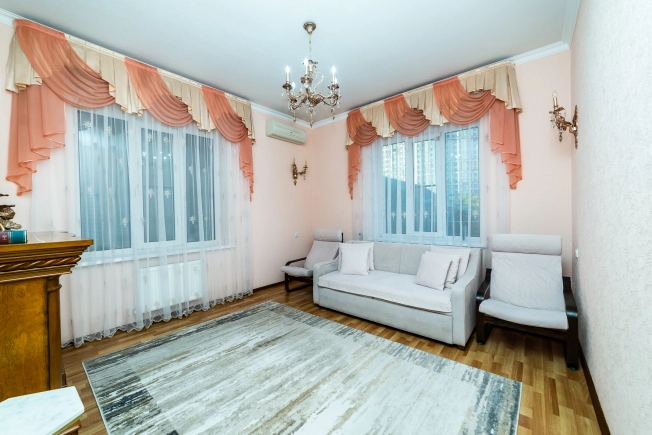 Купить дом в Краснодаре. Вариант № 16085, 16, площадь - квм, цена 39900000.0000 рублей