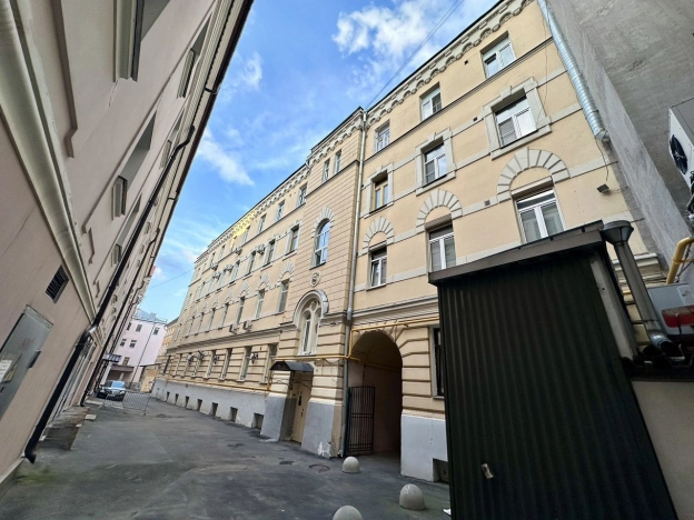 Купить квартиру в районе Тверской в Москве. Вариант № 38411, 6, площадь - квм, цена 40000000.0000 рублей
