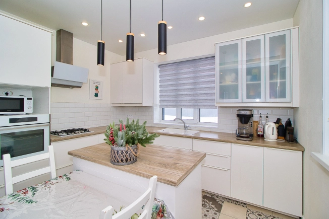 . Вариант № 3415233, 1, площадь - 170 квм, цена 15900000 рублей