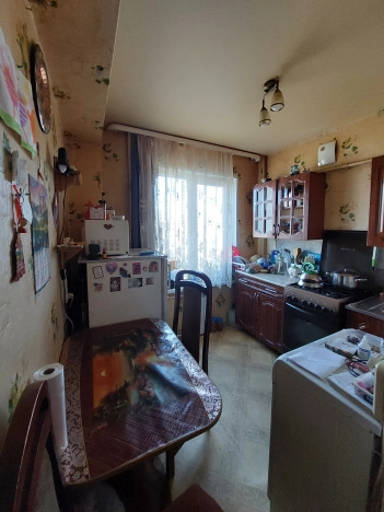 Купить четырехкомнатную квартиру в Республике Карелия. Вариант № 41117, 9, площадь -  квм, цена 2000000 рублей