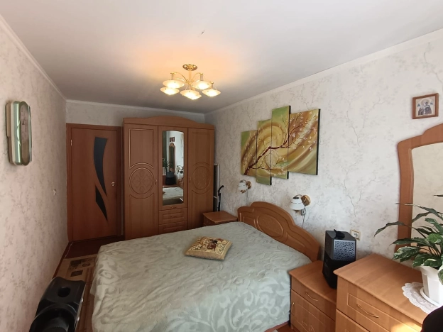 Купить трехкомнатную квартиру в Микрорайоне Менделеевский, Гусь-Хрустальный в Гусь-Хрустальном. Вариант № 33296, 21, площадь - квм, цена 5200000 рублей