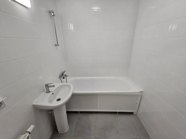 Купить квартиру на вторичке у метро Стахановская в Москве. Вариант № 6649671, 5, площадь -  квм, цена 19900000 рублей