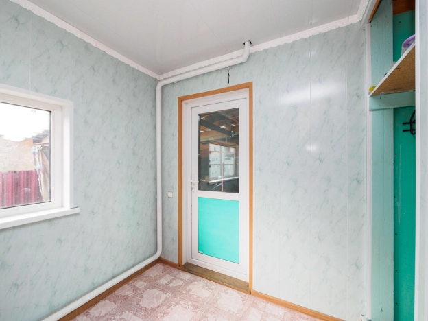 Купить дом в Микрорайоне Порт-Артур в Омске. Вариант № 5408214, 9, площадь -  квм, цена 5600000 рублей