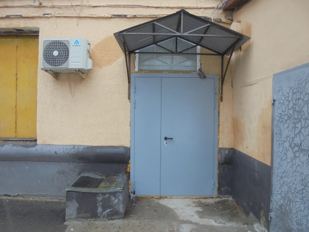 Снять коммерческую недвижимость в Омске. Вариант № 10472195, 4, площадь -  квм, цена 142000 рублей