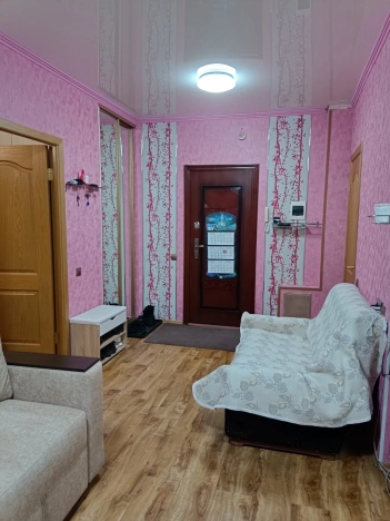 Купить однокомнатную квартиру в Омске. Вариант № 9110190, 3, площадь -  квм, цена 6800000 рублей