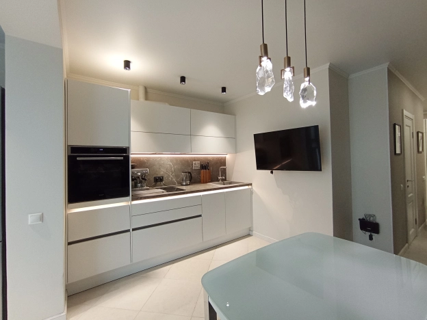 Купить двухкомнатную квартиру на вторичке у метро Фонвизинская в Москве. Вариант № 10447406, 4, площадь -  квм, цена 31500000 рублей