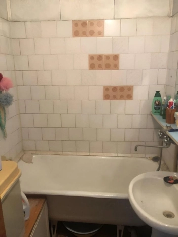 Купить трехкомнатную квартиру на улице Дзержинского в Кемерове. Вариант № 11038496, 6, площадь -  квм, цена 5700000 рублей