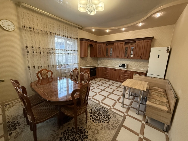 Купить дом на улице Байдукова в Обь. Вариант № 8280466, 0, площадь -  квм, цена 20800000 рублей