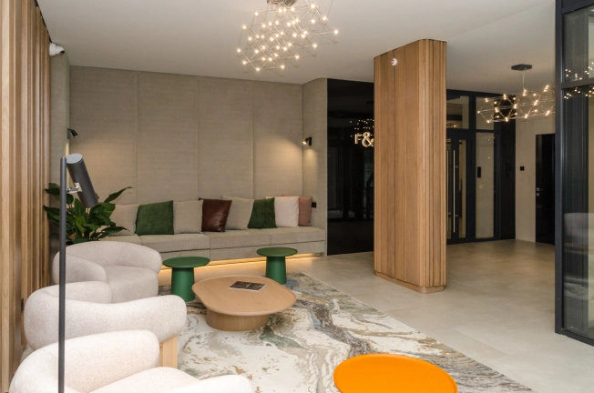 Купить квартиру в ЖК Флора и Фауна (Новосибирск) в Новосибирске. Вариант № 28045, 19, площадь -  квм, цена 12700000 рублей