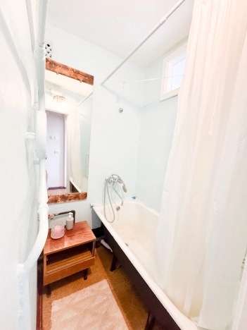 Купить двухкомнатную квартиру в районе Центральный в Калининграде. Вариант № 276015, 6, площадь -  квм, цена 4200000 рублей