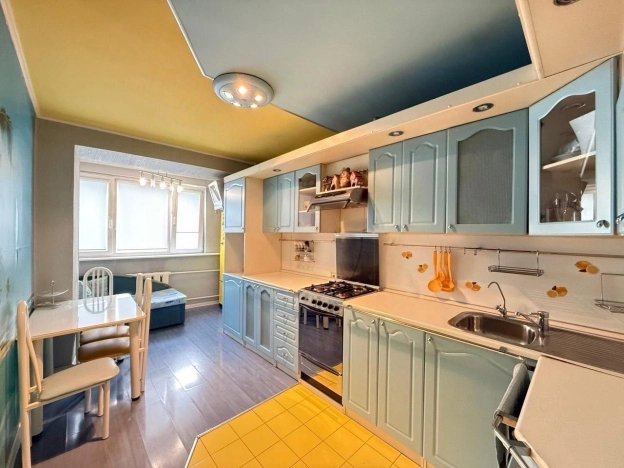 Купить квартиру в Москве. Вариант № 8303315, 1, площадь -  квм, цена 12000000 рублей