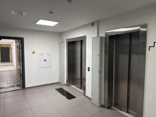 Купить квартиру в Москве. Вариант № 8539434, 8, площадь -  квм, цена 7800000 рублей