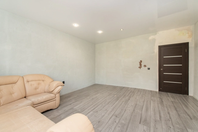 Купить трехкомнатную квартиру на улице Ленина в Республике Башкортостан. Вариант № 5227738, 6, площадь -  квм, цена 3000000 рублей