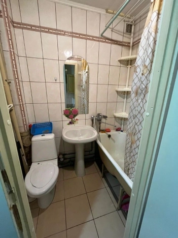 Купить квартиру в Кемерове. Вариант № 9990785, 3, площадь -  квм, цена 2400000 рублей