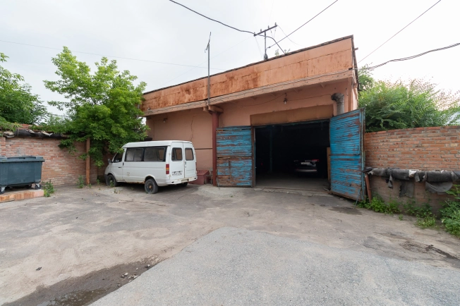 Купить коммерческую недвижимость свободного назначения в Омске. Вариант № 10108, 3, площадь -  квм, цена 49000000 рублей